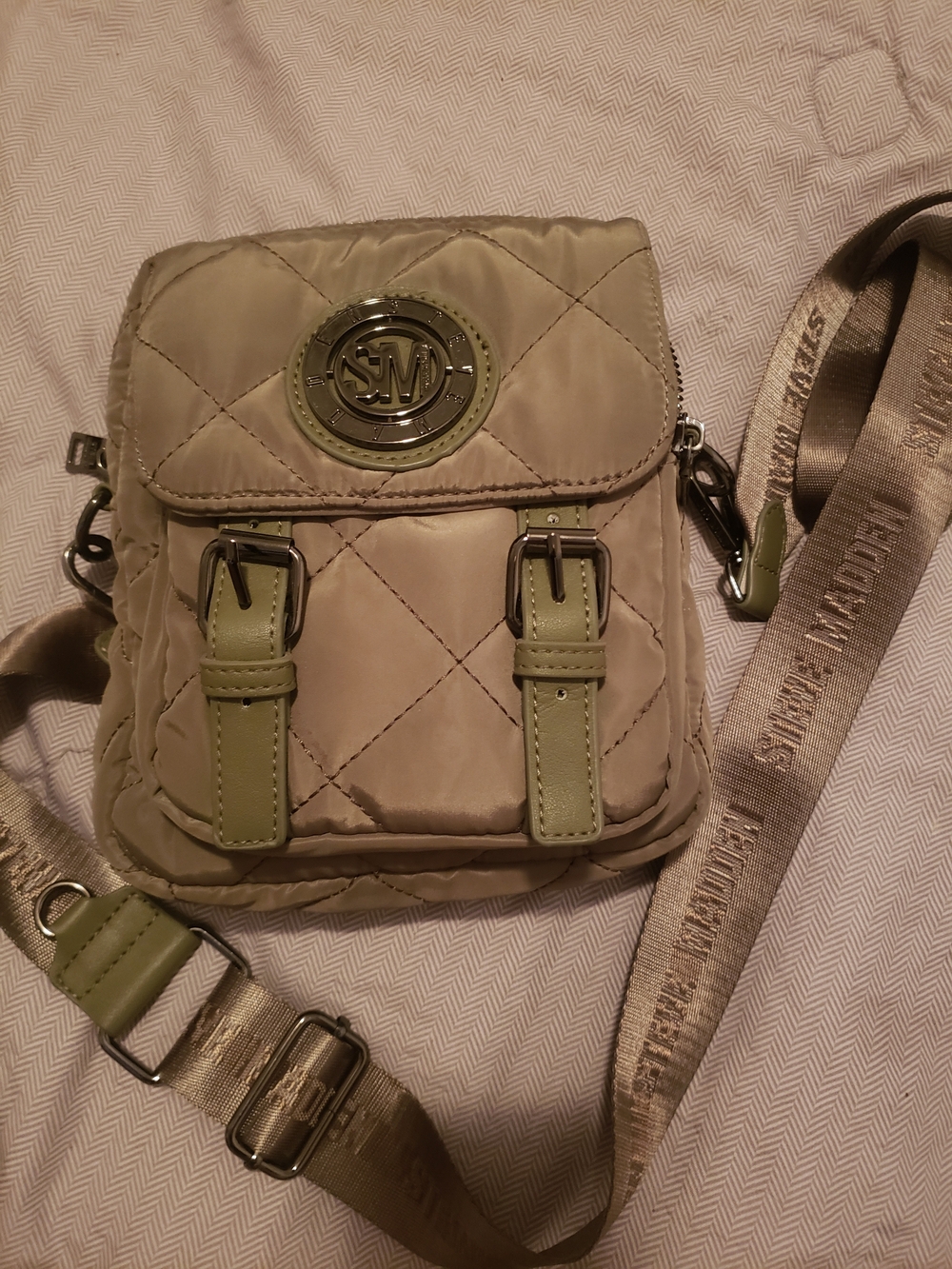 Steve Madden Quilted Crossbody Bag in Olive